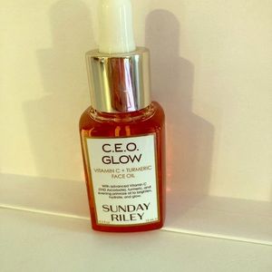 Sunday Riley C.E.O. Glow serum